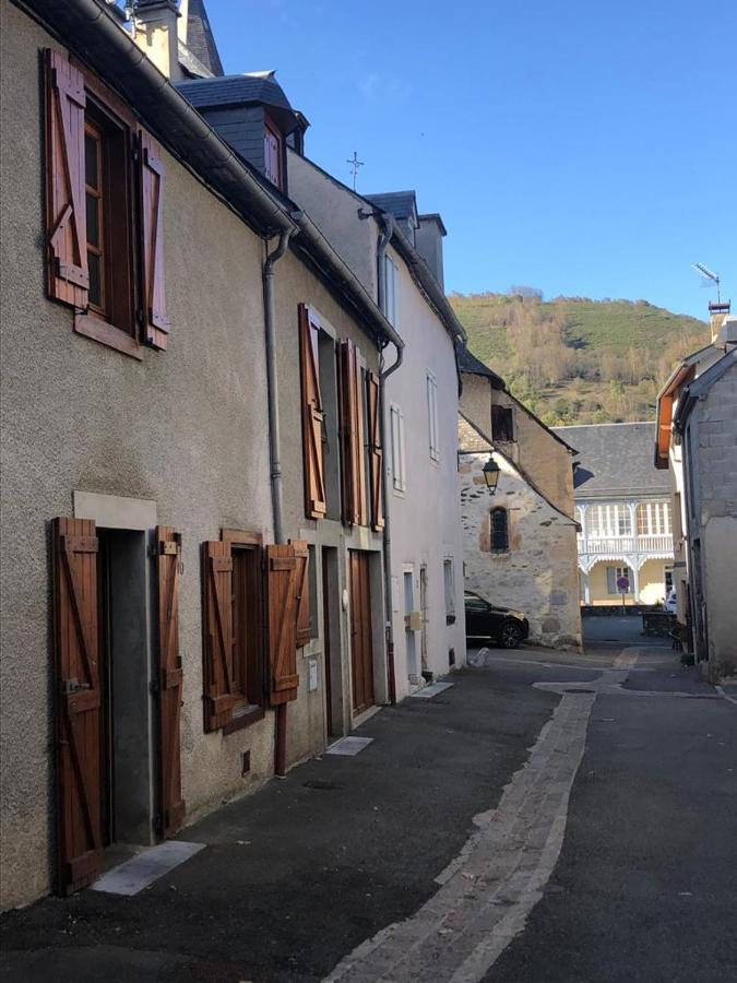 Agreable Maison Au Centre D'Arreau Pour 8 Pers Dış mekan fotoğraf