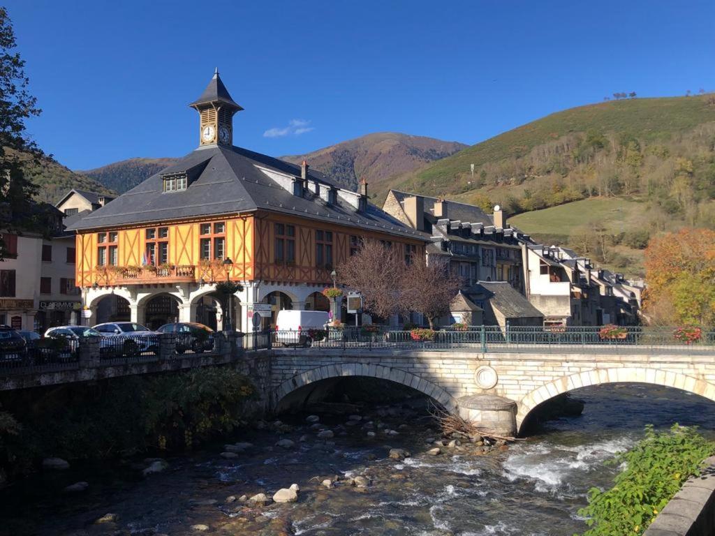 Agreable Maison Au Centre D'Arreau Pour 8 Pers Dış mekan fotoğraf